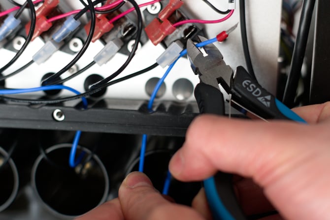 Cut the ferrule off the neutral cable