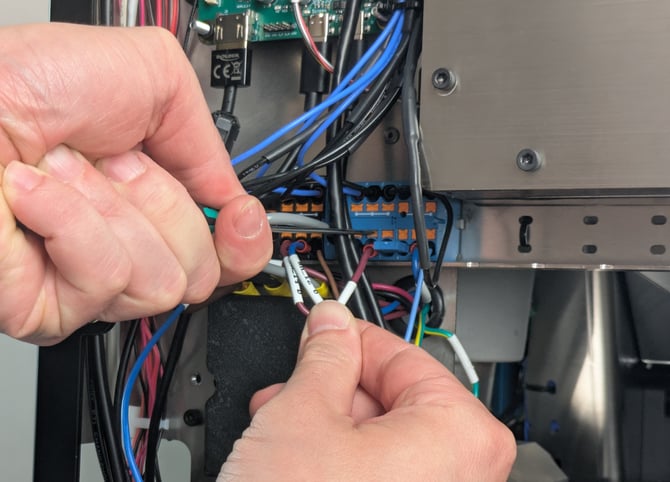 disconnect power cable