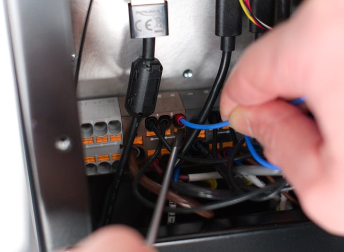 Disconnect heating element from terminal block