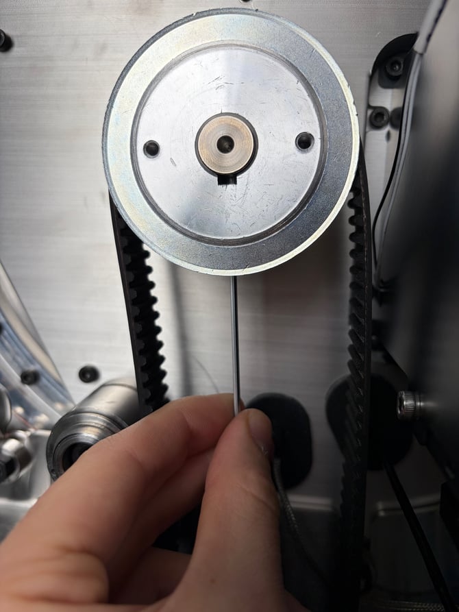 fastening grub screw upper pulley