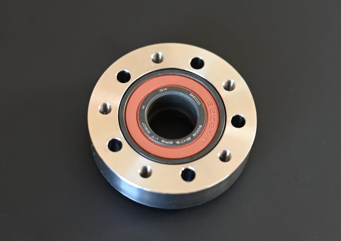 inner housing with bearing