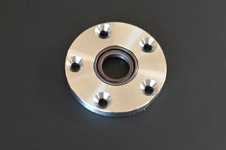 outer housing with seal