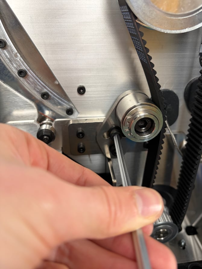 tightening loosening belt tensioner